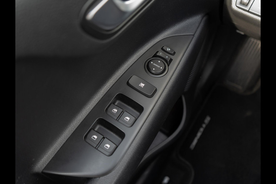 Kia Stonic 1.0 T-GDi MHEV DynamicPlusLine | Trekhaak | NAvi|