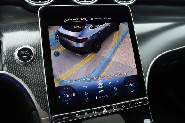 Mercedes-Benz GLC Coupé 300e 4MATIC AMG Line | Distronic | Panoramadak | Trekhaak | Digital Light | Verwarmd Stuurwiel | Dodehoekassistent | Leder | Surround Camera | Nightpakket |