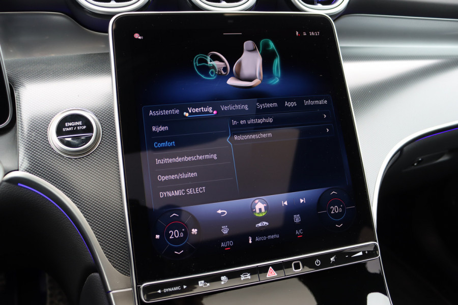 Mercedes-Benz GLC Coupé 300e 4MATIC AMG Line | Distronic | Panoramadak | Trekhaak | Digital Light | Verwarmd Stuurwiel | Dodehoekassistent | Leder | Surround Camera | Nightpakket |