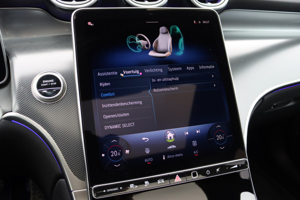 Mercedes-Benz GLC Coupé 300e 4MATIC AMG Line | Distronic | Panoramadak | Trekhaak | Digital Light | Verwarmd Stuurwiel | Dodehoekassistent | Leder | Surround Camera | Nightpakket |