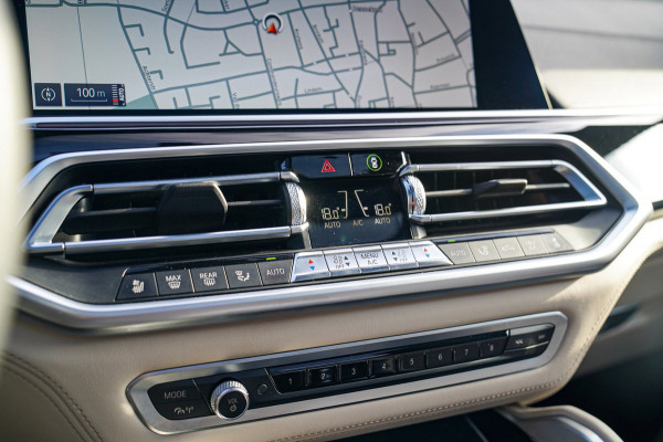 BMW X6 M50i High Executive | Harman/Kardon | Head Up Display | 360 | Stuurwielverwarming | Stoelverkoeling