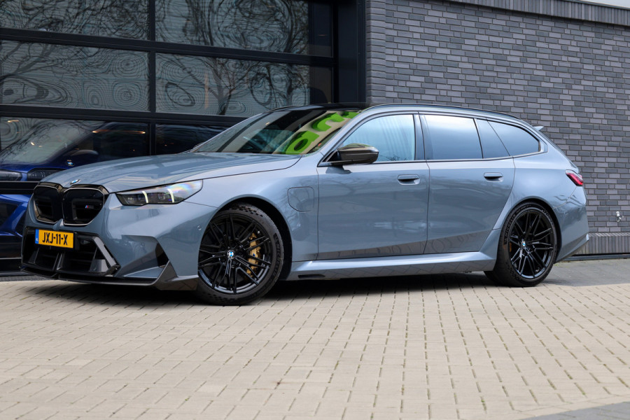 BMW 5 Serie Touring M5 | KERAMISCH | M-DRIVE PROFESSIONAL | CARBON SPLITTER | COMFORT-PACK | ALCANTARA | 4X STOELVERW |
