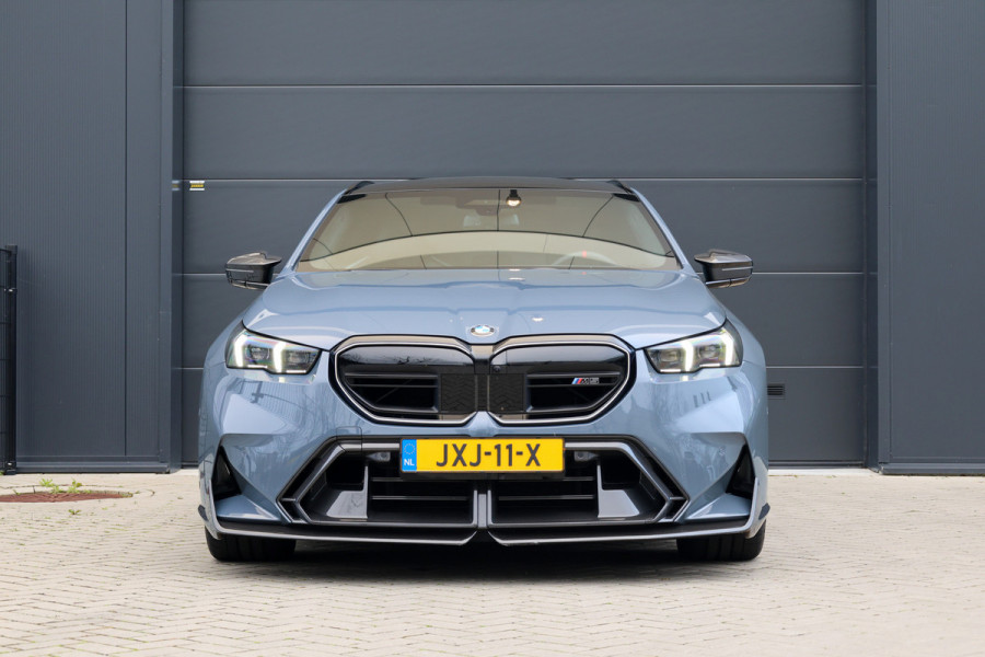 BMW 5 Serie Touring M5 | KERAMISCH | M-DRIVE PROFESSIONAL | CARBON SPLITTER | COMFORT-PACK | ALCANTARA | 4X STOELVERW |