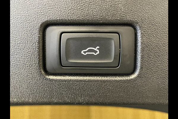 Audi Q4 e-tron 40 S-Line Competition 77 kWh|93%SOH|BLACK|TREKH|ACC|HUD|SONOS|CARPLAY|CAMERA|STOELVERW.|ORG. NL|NAP|1 EIG|IN. BTW