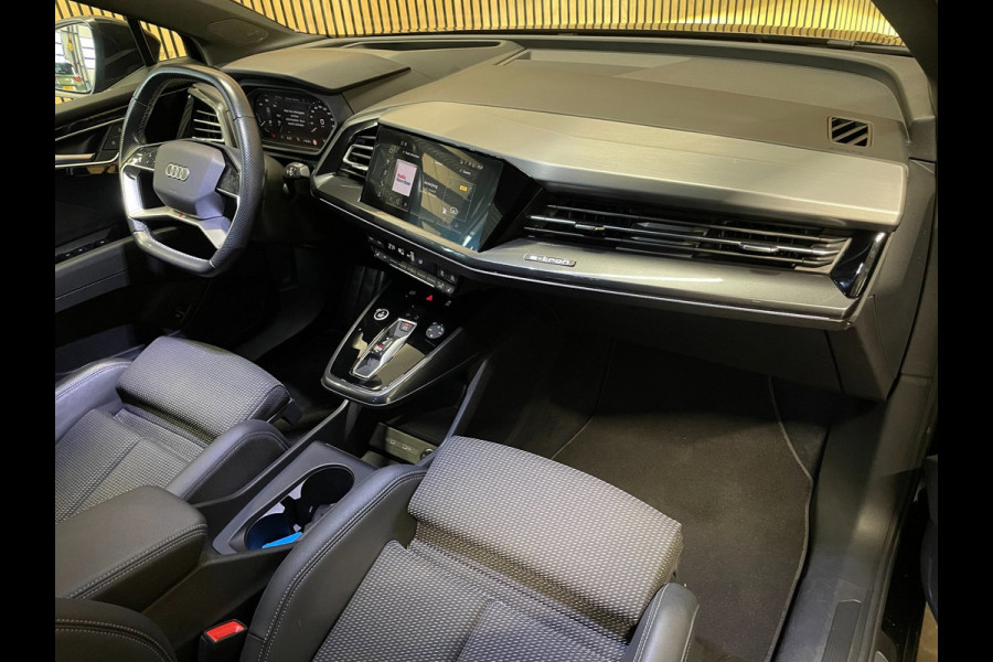 Audi Q4 e-tron 40 S-Line Competition 77 kWh|93%SOH|BLACK|TREKH|ACC|HUD|SONOS|CARPLAY|CAMERA|STOELVERW.|ORG. NL|NAP|1 EIG|IN. BTW