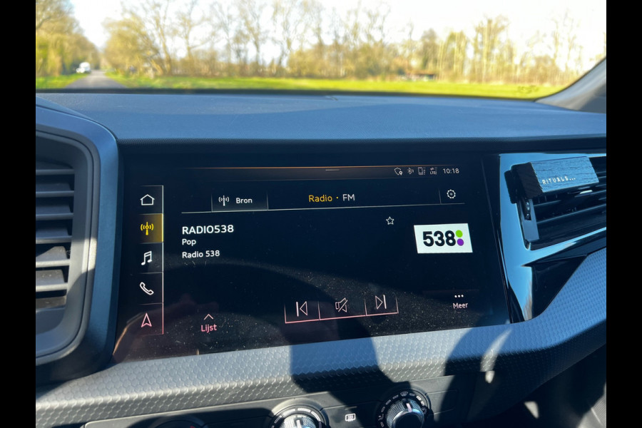 Audi A1 Sportback 30 TFSI Advanced epic | Automaat + Leder + Cruise Nu € 16.975,-!!!