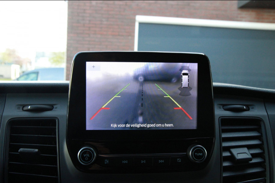 Ford Transit Custom 300 2.0 TDCI L1H1 130PK Automaat Trend / Camera / Trekhaak / Sync 3