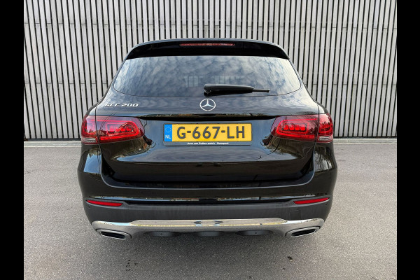 Mercedes-Benz GLC 200 / Panodak / Leer / Camera / Facelift