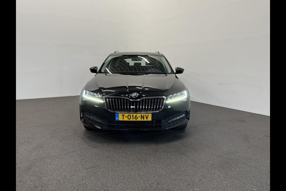 Škoda Superb Combi 1.5 TSI ACT Business Edition Airco ECC Navi Carplay Virtual Cockpit Full LED PDC A Keyless Go Cruise Control Privacy Glass