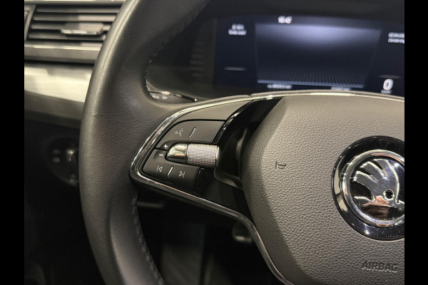 Škoda Superb Combi 1.5 TSI ACT Business Edition Airco ECC Navi Carplay Virtual Cockpit Full LED PDC A Keyless Go Cruise Control Privacy Glass