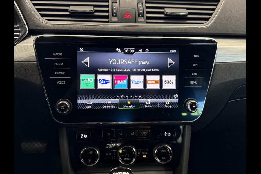 Škoda Superb Combi 1.5 TSI ACT Business Edition Airco ECC Navi Carplay Virtual Cockpit Full LED PDC A Keyless Go Cruise Control Privacy Glass