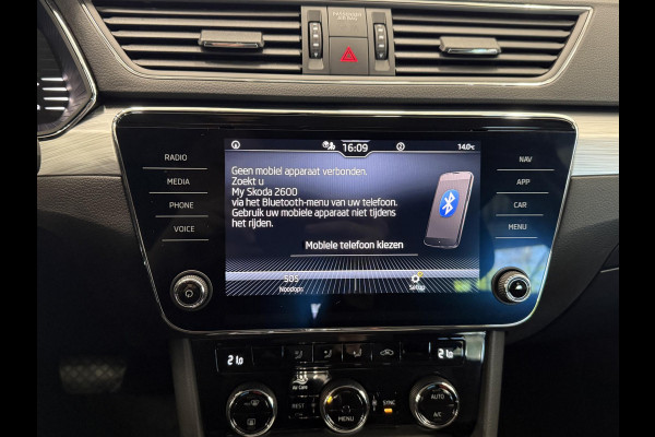 Škoda Superb Combi 1.5 TSI ACT Business Edition Airco ECC Navi Carplay Virtual Cockpit Full LED PDC A Keyless Go Cruise Control Privacy Glass