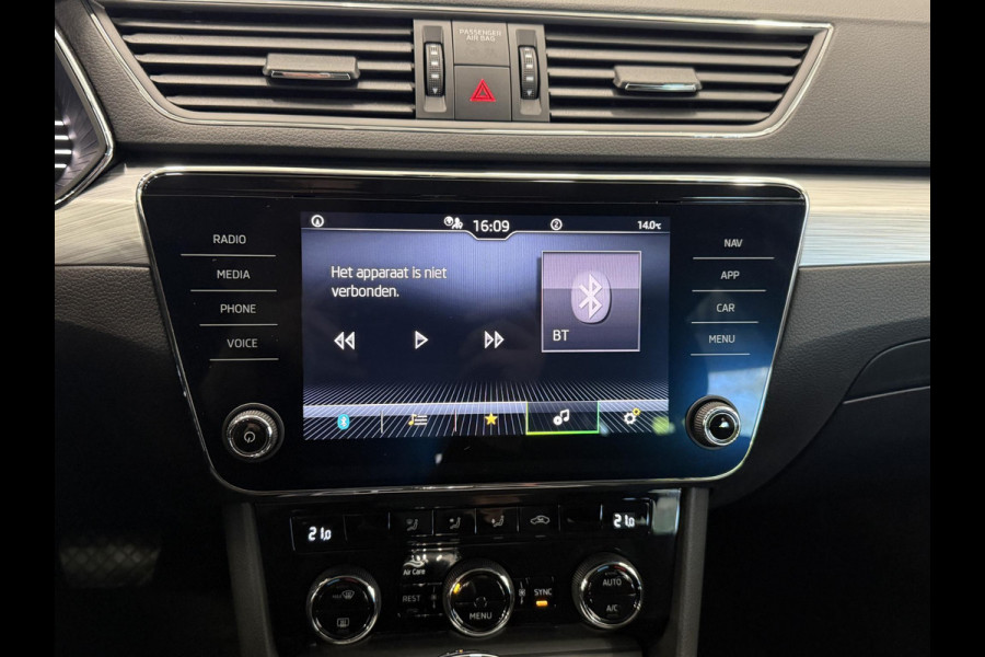 Škoda Superb Combi 1.5 TSI ACT Business Edition Airco ECC Navi Carplay Virtual Cockpit Full LED PDC A Keyless Go Cruise Control Privacy Glass