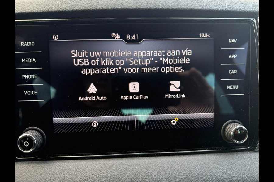 Škoda Karoq 1.0 TSI Business Edition /Apple CarPlay /Cruise /Navigatie