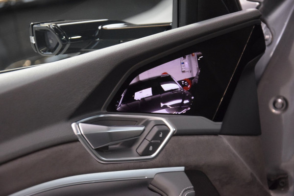 Audi e-tron E-tron 55 Quattro Advanced 95 *2xS-Line* kWh|Navi|Virt.Mirror|Panoramadak|Leder|Org.NL
