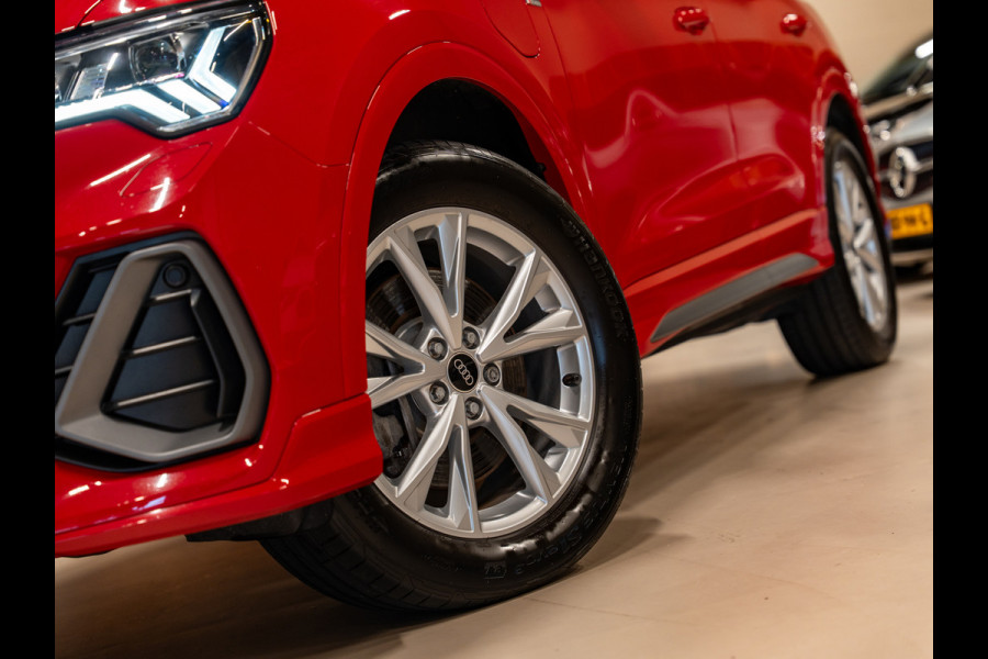Audi Q3 45 TFSI e S-Line, Matrix Led, Apple Carplay, Virtual Cockpit, Plug in, Cam, ACC, Clima, Blind Spot, Voll Onderhoud