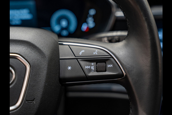 Audi Q3 45 TFSI e S-Line, Matrix Led, Apple Carplay, Virtual Cockpit, Plug in, Cam, ACC, Clima, Blind Spot, Voll Onderhoud