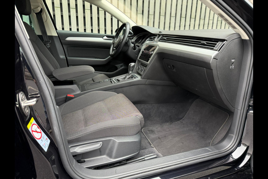 Volkswagen Passat 1.5 TSI Comfortline Business Automaat