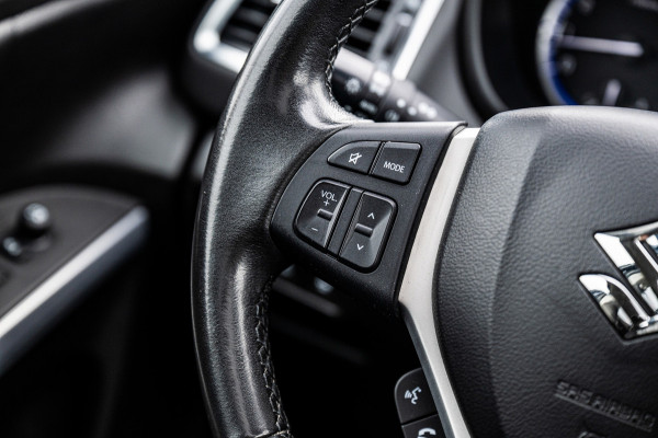 Suzuki S-Cross 1.4 Boosterjet AllGrip Style Smart Hybrid | Airco/Clima | Adaptive Cruise Control | Camera | Navigatie | Stoelverw.