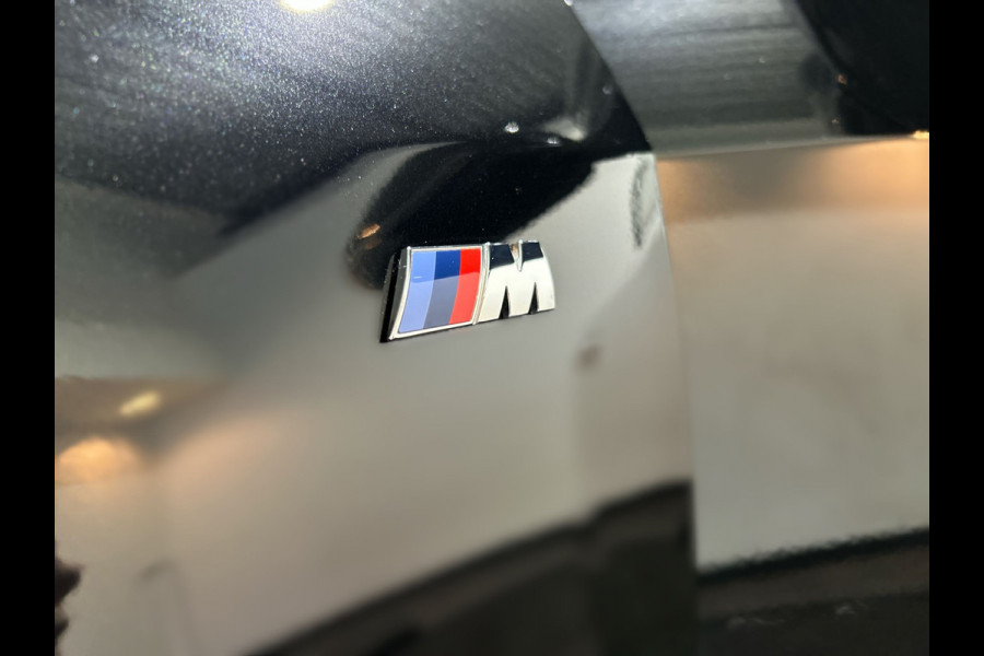 BMW iX1 xDrive30 67 kWh M Sport Edition | Panoramadak | Sportstoelen Soh (batterijcheck) Waarde 97,8 %
