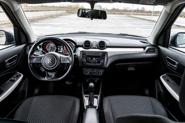 Suzuki Swift 1.2 Comfort Smart Hybrid | Automaat | Airco | Radio/CD-Speler | Adaptive Cruise Contol |