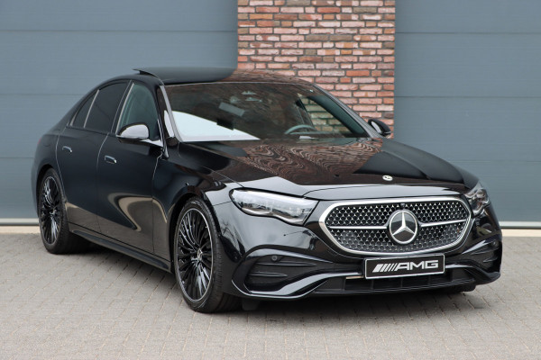 Mercedes-Benz E-Klasse 220 d AMG Line Premium+ | Hyperscreen | Luchtvering | Achterasbesturing | Distronic | Soft-Close | Burmester | Panoramadak | Surround Camera | HUD | Verwarmd Stuurwiel | 3D-Display |