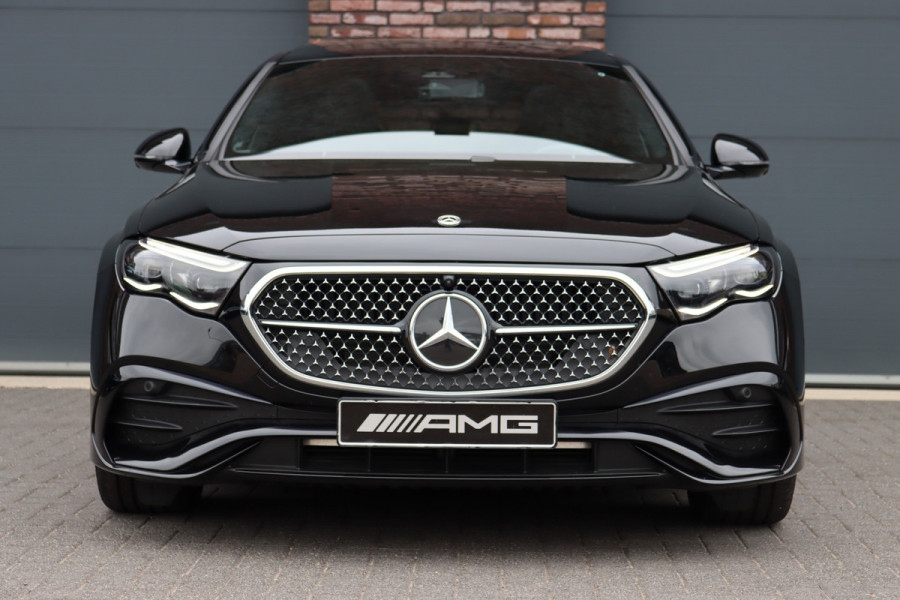 Mercedes-Benz E-Klasse 220 d AMG Line Premium+ | Hyperscreen | Luchtvering | Achterasbesturing | Distronic | Soft-Close | Burmester | Panoramadak | Surround Camera | HUD | Verwarmd Stuurwiel | 3D-Display |