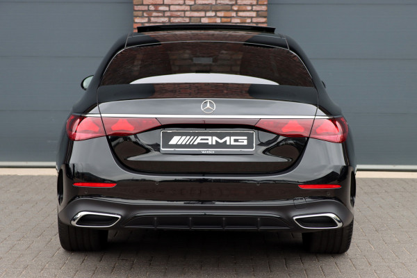 Mercedes-Benz E-Klasse 220 d AMG Line Premium+ | Hyperscreen | Luchtvering | Achterasbesturing | Distronic | Soft-Close | Burmester | Panoramadak | Surround Camera | HUD | Verwarmd Stuurwiel | 3D-Display |
