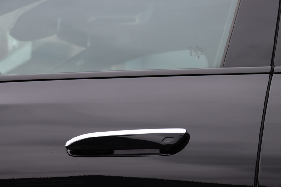 Mercedes-Benz E-Klasse 220 d AMG Line Premium+ | Hyperscreen | Luchtvering | Achterasbesturing | Distronic | Soft-Close | Burmester | Panoramadak | Surround Camera | HUD | Verwarmd Stuurwiel | 3D-Display |