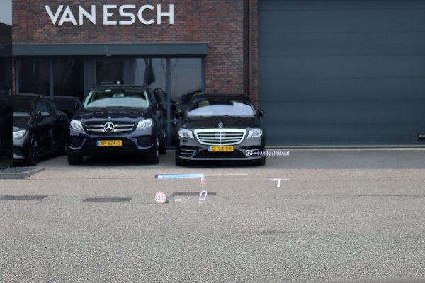 Mercedes-Benz E-Klasse 220 d AMG Line Premium+ | Hyperscreen | Luchtvering | Achterasbesturing | Distronic | Soft-Close | Burmester | Panoramadak | Surround Camera | HUD | Verwarmd Stuurwiel | 3D-Display |