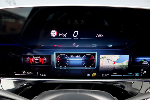 Mercedes-Benz E-Klasse 220 d AMG Line Premium+ | Hyperscreen | Luchtvering | Achterasbesturing | Distronic | Soft-Close | Burmester | Panoramadak | Surround Camera | HUD | Verwarmd Stuurwiel | 3D-Display |
