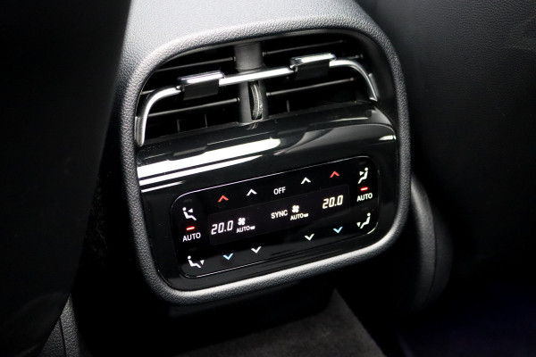 Mercedes-Benz E-Klasse 220 d AMG Line Premium+ | Hyperscreen | Luchtvering | Achterasbesturing | Distronic | Soft-Close | Burmester | Panoramadak | Surround Camera | HUD | Verwarmd Stuurwiel | 3D-Display |