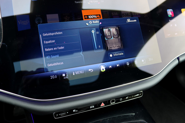 Mercedes-Benz E-Klasse 220 d AMG Line Premium+ | Hyperscreen | Luchtvering | Achterasbesturing | Distronic | Soft-Close | Burmester | Panoramadak | Surround Camera | HUD | Verwarmd Stuurwiel | 3D-Display |