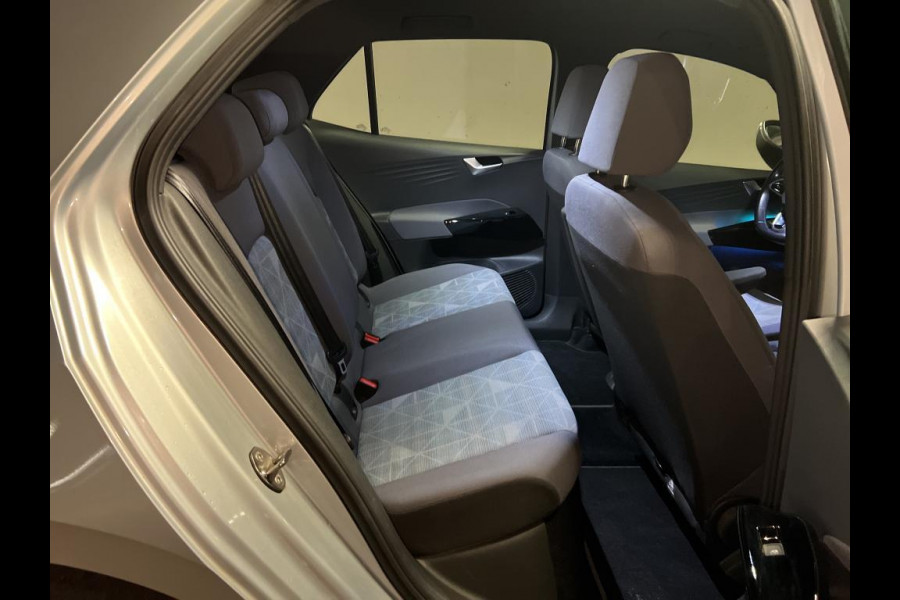 Volkswagen ID.3 Life 58 kWh Navi | Sfeer verlichting | velgen