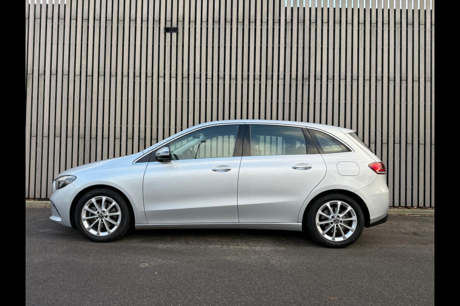 Mercedes-Benz B-Klasse 200 Business Solution / Widescreen / Camera