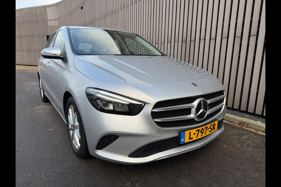 Mercedes-Benz B-Klasse 200 Business Solution / Widescreen / Camera