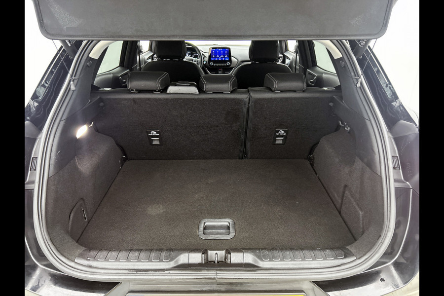 Ford Puma 1.0 EcoBoost 125PK Hybrid Titanium X / Stoel-Stuurverwarming / Pdc+Camera / Navigatie / Airco-ecc./ Radio multimedia /