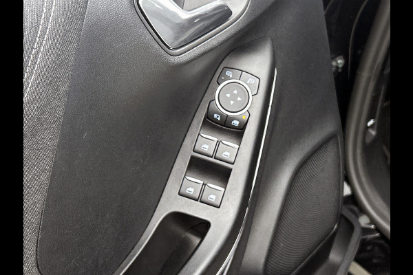 Ford Puma 1.0 EcoBoost 125PK Hybrid Titanium X / Stoel-Stuurverwarming / Pdc+Camera / Navigatie / Airco-ecc./ Radio multimedia /