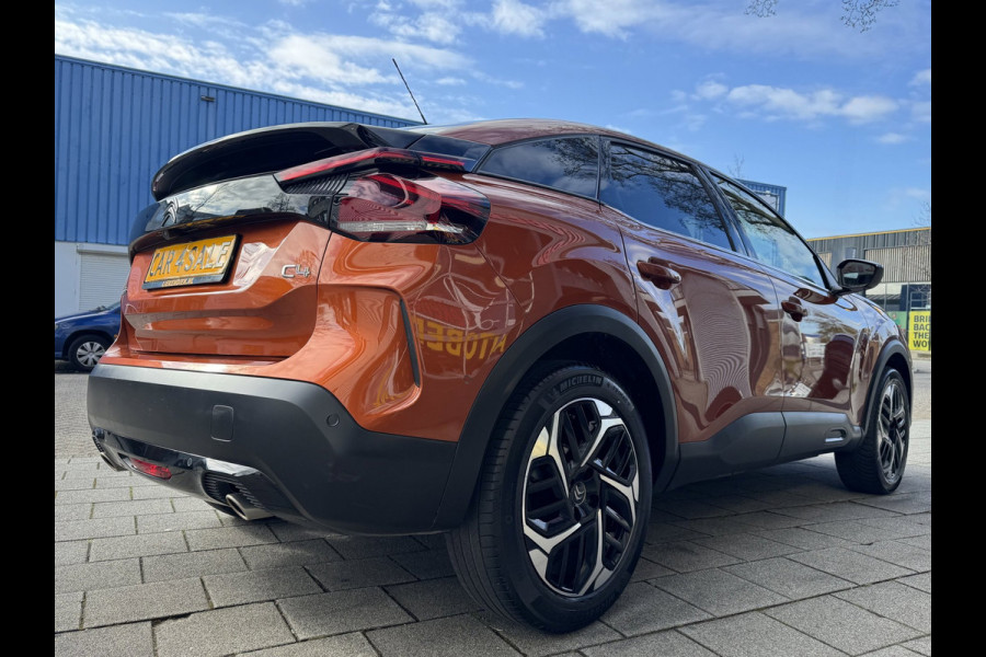 Citroën C4 1.2 PureTech Shine Pack - AUTOMAAT I Navigatie / Apple CarPlay I Airco I Sport velgen I PDC I Head-Up I Dealer onderh.