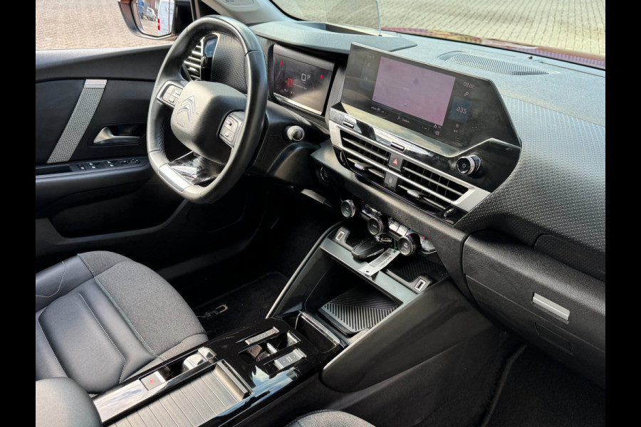 Citroën C4 1.2 PureTech Shine Pack - AUTOMAAT I Navigatie / Apple CarPlay I Airco I Sport velgen I PDC I Head-Up I Dealer onderh.