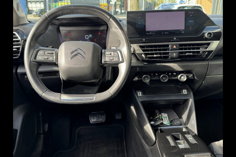 Citroën C4 1.2 PureTech Shine Pack - AUTOMAAT I Navigatie / Apple CarPlay I Airco I Sport velgen I PDC I Head-Up I Dealer onderh.