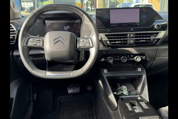 Citroën C4 1.2 PureTech Shine Pack - AUTOMAAT I Navigatie / Apple CarPlay I Airco I Sport velgen I PDC I Head-Up I Dealer onderh.