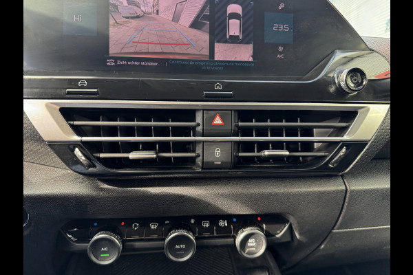 Citroën C4 1.2 PureTech Shine Pack - AUTOMAAT I Navigatie / Apple CarPlay I Airco I Sport velgen I PDC I Head-Up I Dealer onderh.