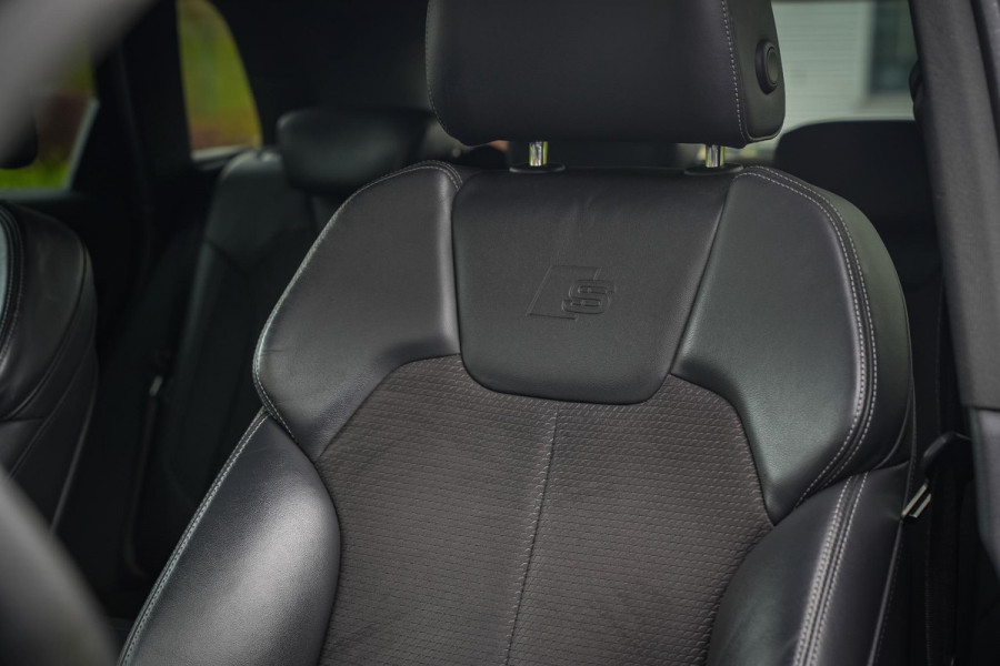 Audi Q5 45 TFSI quattro S edition Virtual Sportstoelen Camera