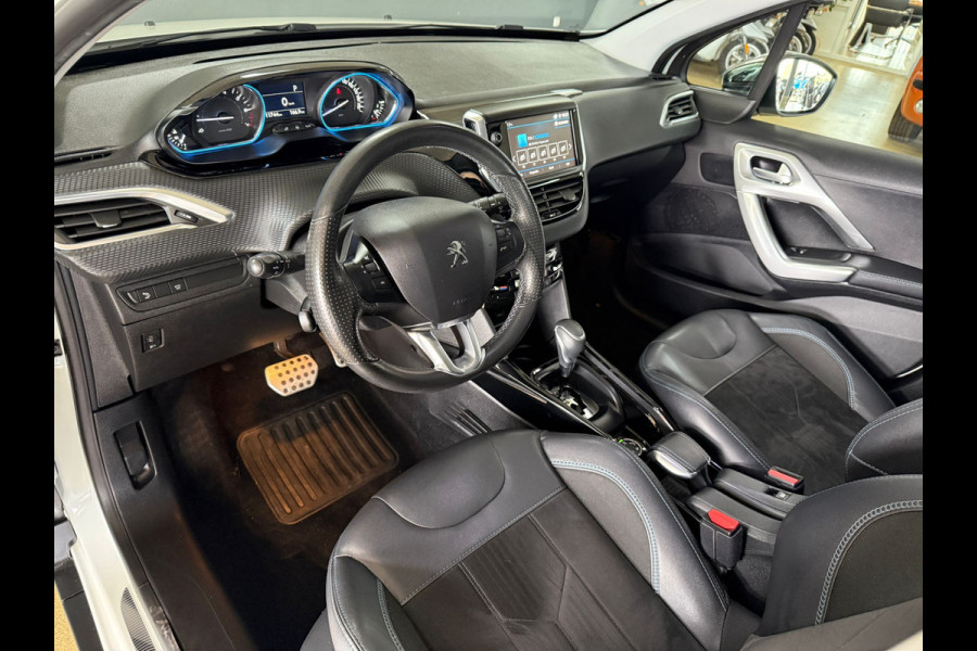 Peugeot 2008 1.2 PureTech Allure | Navi | Automaat