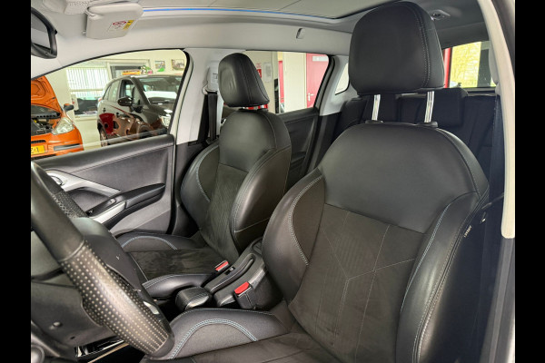 Peugeot 2008 1.2 PureTech Allure | Navi | Automaat