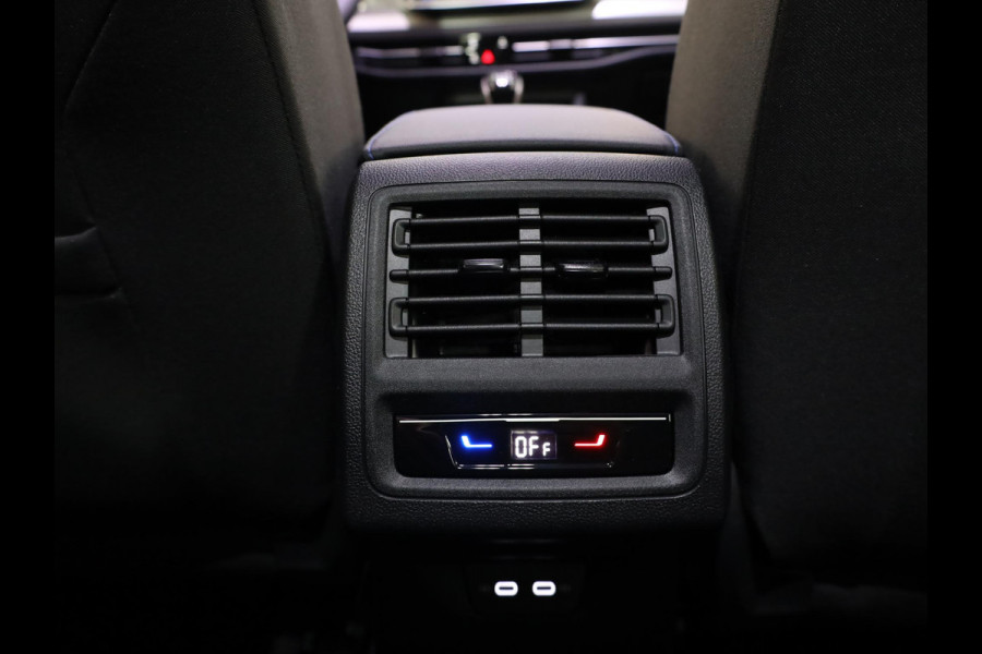 Volkswagen Golf variant Life Edition 1.5 TSI 116 pk Hand. | 18" LM | Stoel & stuurverwarming | Climatronic |
