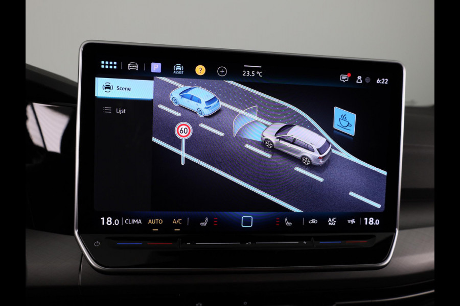 Volkswagen Golf Life Edition 1.5 TSI 116 pk | 18" velgen | Achteruitrij camera | Navigatie | ACC