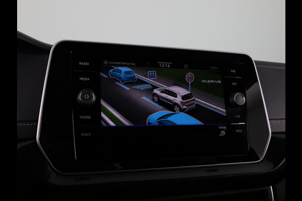 Volkswagen T-Cross R-Line Edition 1.0 TSI 116 PK DSG | 18" LM | Camera | Stoelverwarming | IQ.Light |