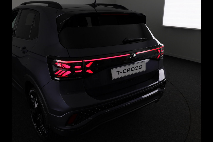 Volkswagen T-Cross R-Line Edition 1.0 TSI 116 PK DSG | 18" LM | Camera | Stoelverwarming | IQ.Light |